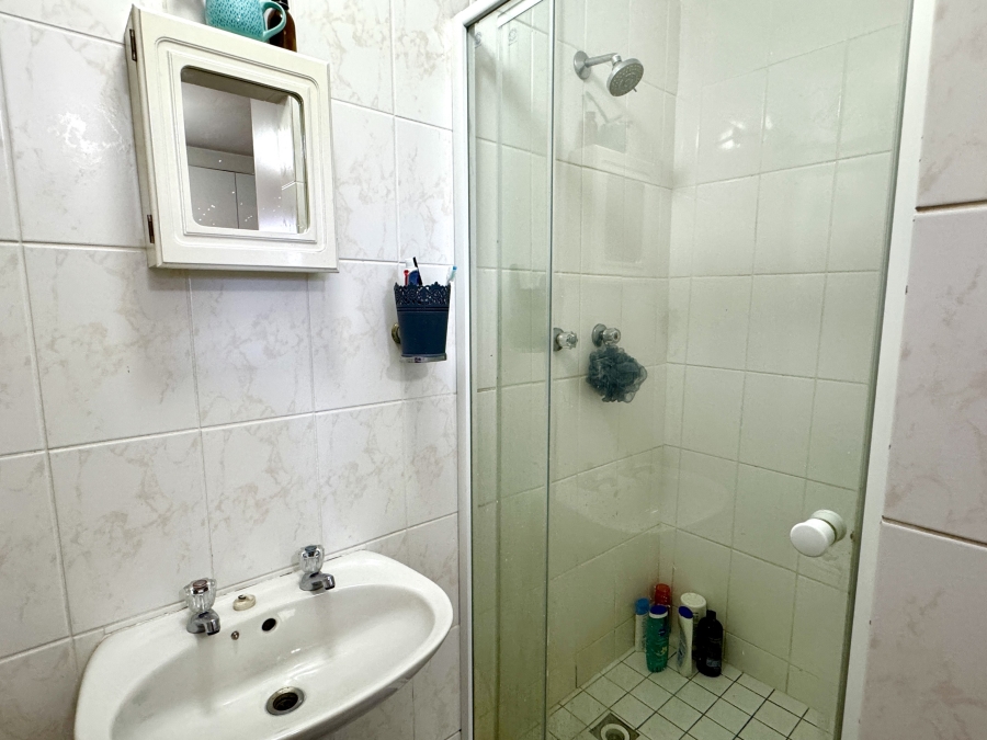 3 Bedroom Property for Sale in Glen Ive Western Cape